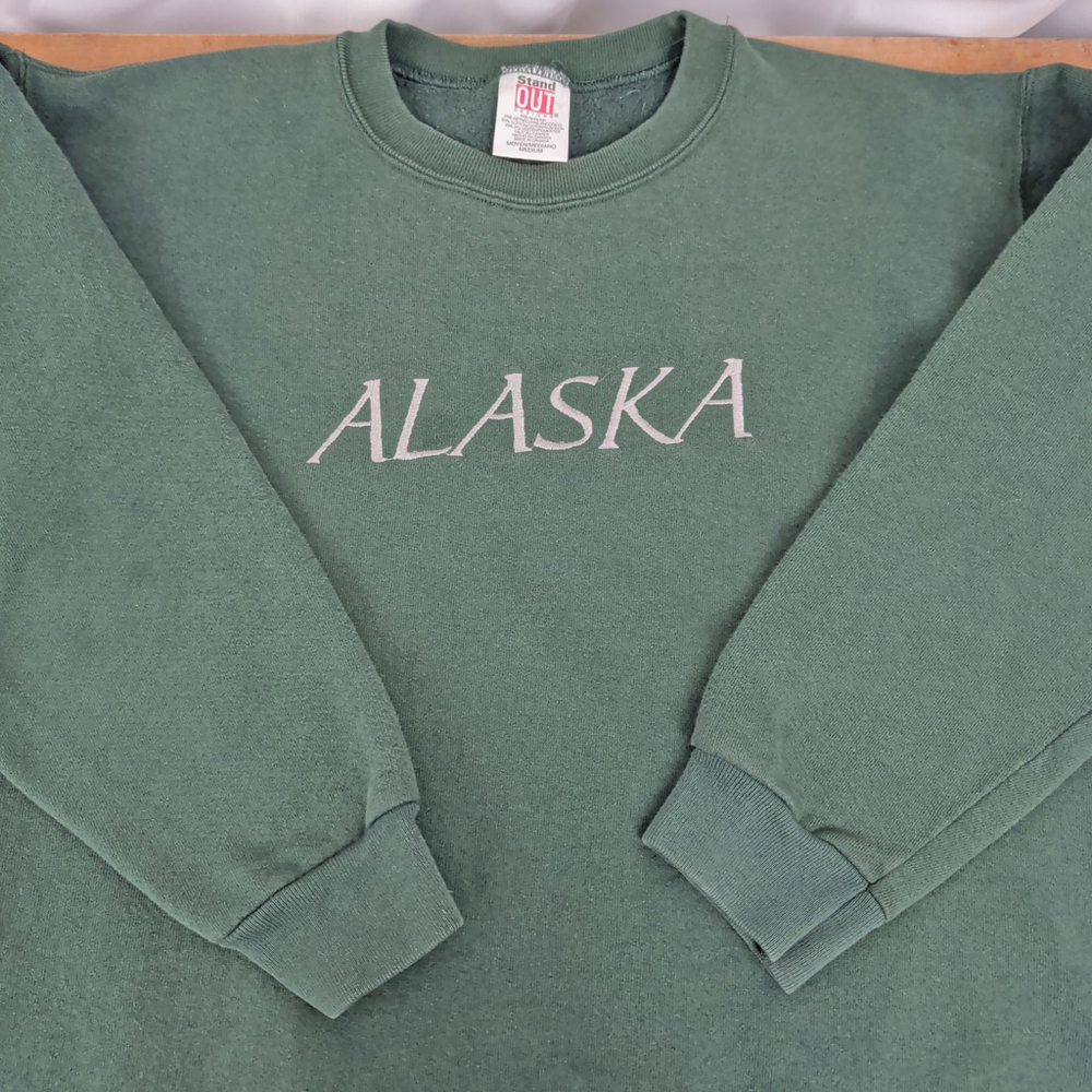 Vintage Canadian Made Alaska Sweatshirt Medium